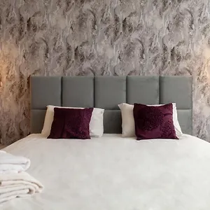 https://bvapartments-vip-on-kulisha.hotelslviv.net