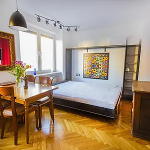 https://charming-apt-next-to-lazienki-park-and-city-center.warsawhotelspoland.com