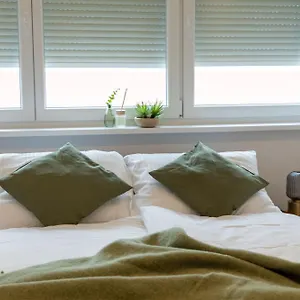 Appartement Large - Great For Groups - With Balcony Or Terrace, Vienne